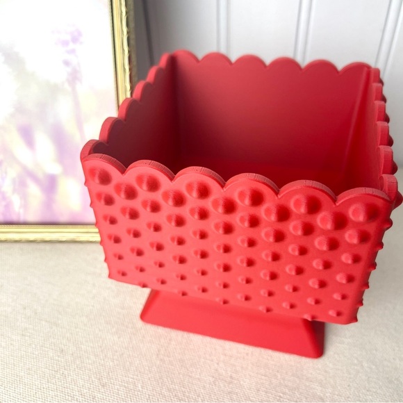 Hobnail Bowl, Small Pedestal Bowl, Decorative Bowl with Scalloped Edge - Picture 4 of 8